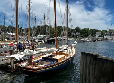 Discover Luxury Living at Camden Apartments - Unbeatable Amenities & Prime Location!