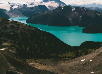 Discover the Best Riverside Living at Rivers Edge Apartments!